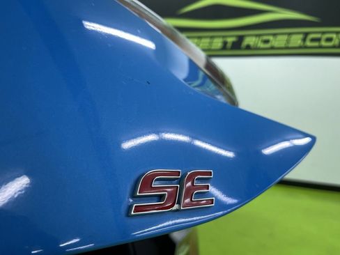 Used 2019 Toyota Corolla SE image 15