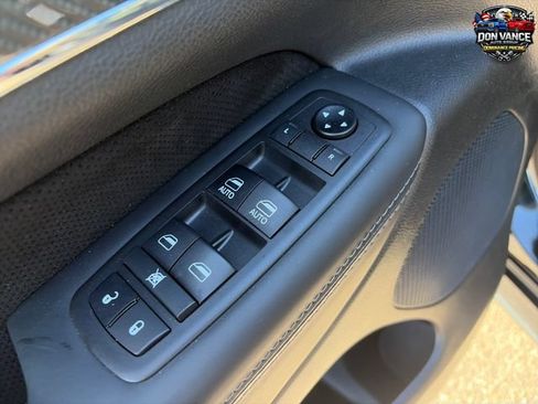 Used 2019 Jeep Grand Cherokee SRT AWD/4WD image 11