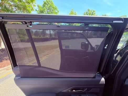 Certified 2025 Lexus GX 550 image 18