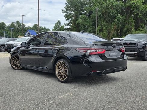 Used 2024 Toyota Camry SE FWD image 5