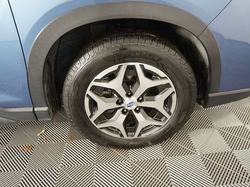 Used 2019 Subaru Forester Premium w/ All-Weather Package image 15