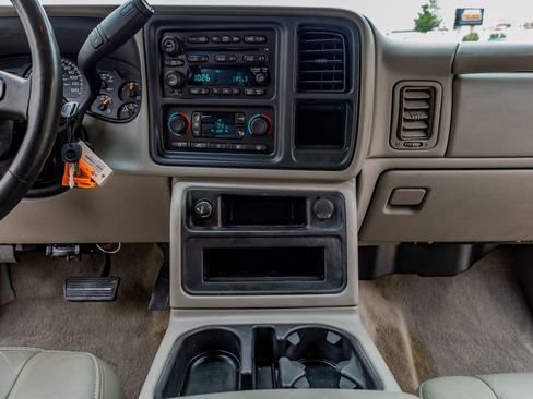 Used 2007 GMC Sierra 3500 SLT w/ Heavy-Duty Power Package image 23