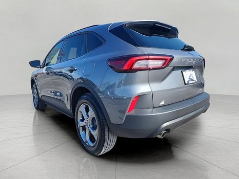 Certified 2025 Ford Escape ST-Line image 9