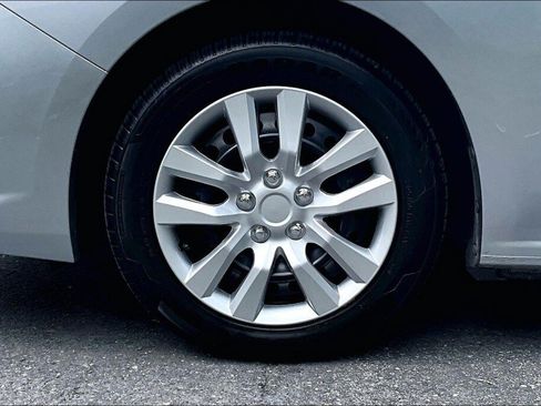 Used 2022 Subaru Impreza 2.0i AWD/4WD image 16