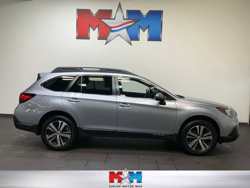 Used 2019 Subaru Outback 2.5i Limited w/ Popular Package #2 image 1