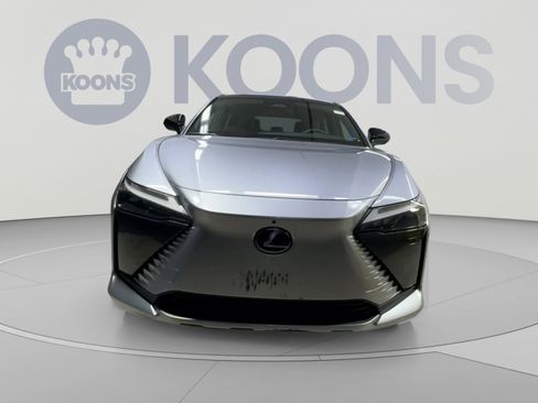 Used 2025 Lexus RZ 300e w/ Accessory Package (2T) FWD image 4