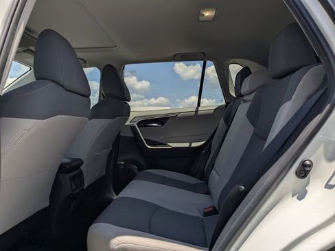 Used 2024 Toyota RAV4 XLE w/ Convenience Package FWD image 17