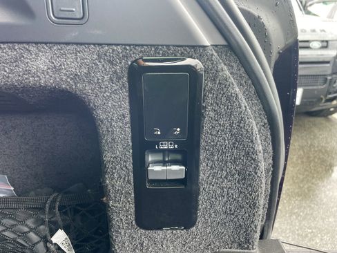 Used 2023 Land Rover Range Rover SE AWD/4WD image 37