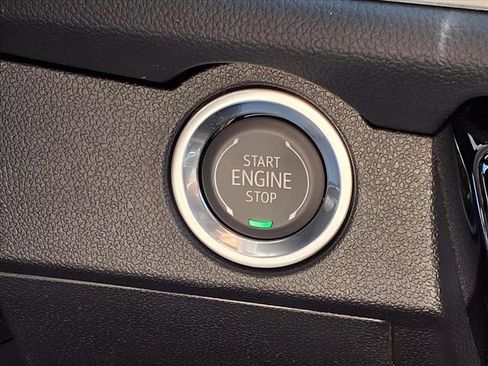 New 2026 Chevrolet Traverse LT w/ Midnight/Sport Edition image 15