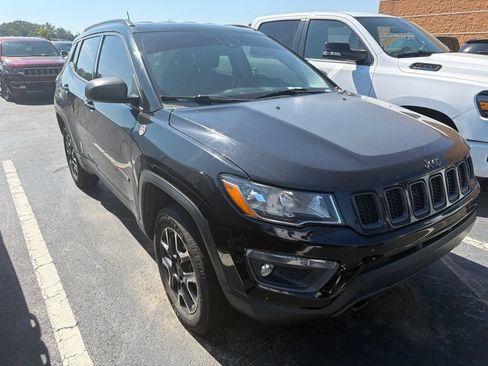 Used 2021 Jeep Compass Trailhawk w/ Convenience Group AWD/4WD image 5