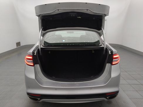 Used 2017 Ford Fusion SE image 29