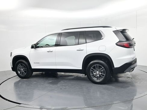 Used 2025 GMC Acadia Elevation FWD image 5