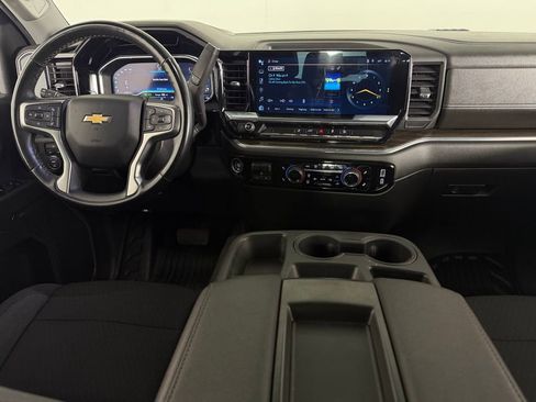 Used 2024 Chevrolet Silverado 2500 LT image 12