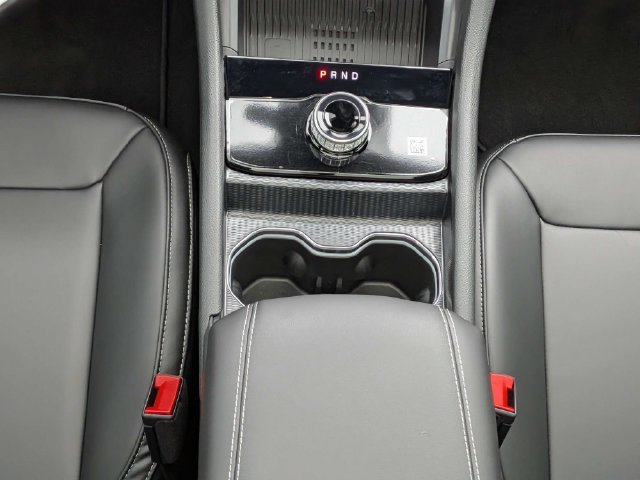 New 2027 Jeep Grand Cherokee Limited w/ Limited Altitude Package RWD image 21