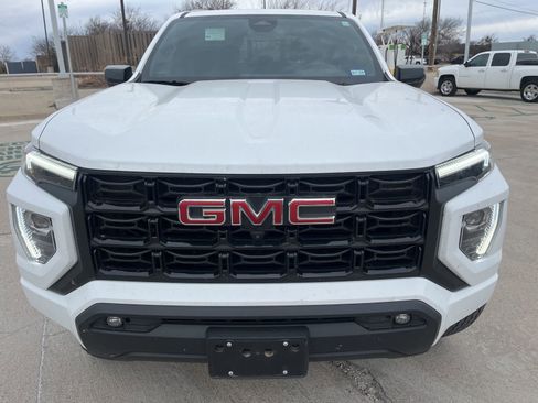 Used 2024 GMC Canyon Elevation w/ Convenience Package image 2