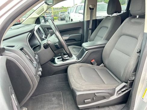 Used 2020 Chevrolet Colorado LT w/ Safety Package AWD/4WD image 21