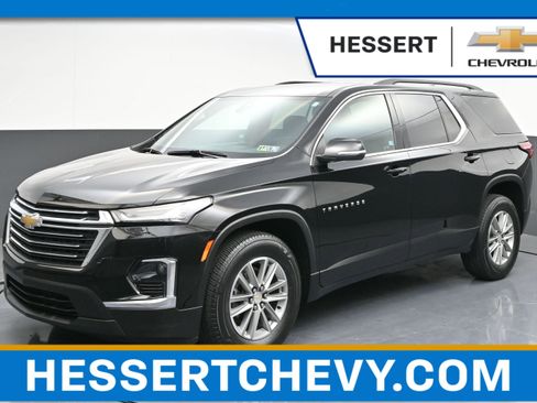 Used 2023 Chevrolet Traverse LT AWD/4WD image 1