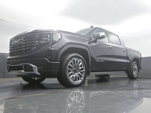 Used 2025 GMC Sierra 1500 Denali Ultimate AWD/4WD image 47