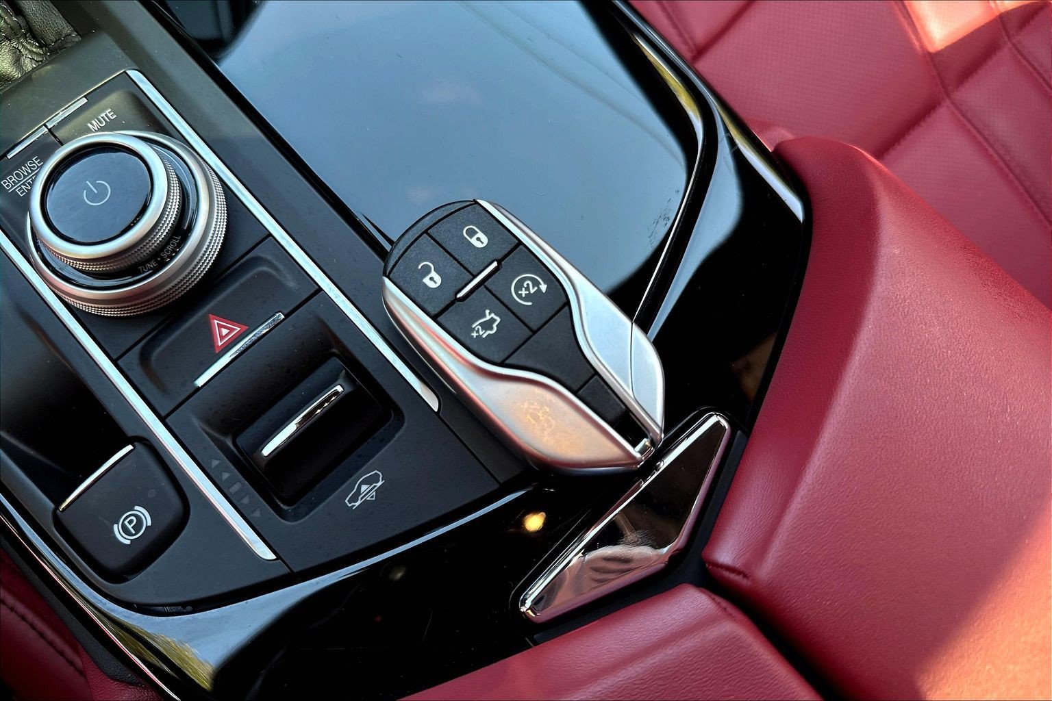 Used 2022 Maserati Levante GT AWD/4WD image 35
