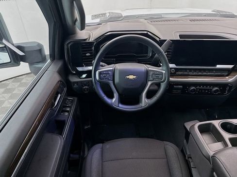 Used 2024 Chevrolet Silverado 3500 LT w/ Convenience Package image 26