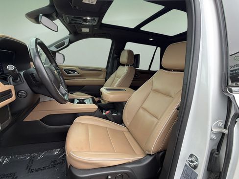 Used 2023 Chevrolet Tahoe Premier AWD/4WD image 10