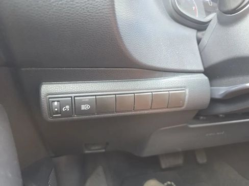 Used 2023 Toyota Corolla LE FWD image 21