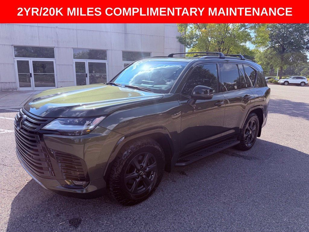 Certified 2025 Lexus LX 700h Overtrail AWD/4WD image 3