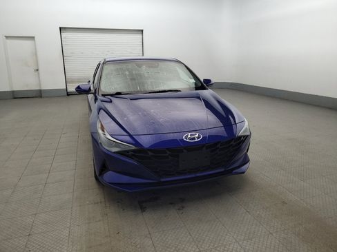 Used 2023 Hyundai Elantra SEL image 14
