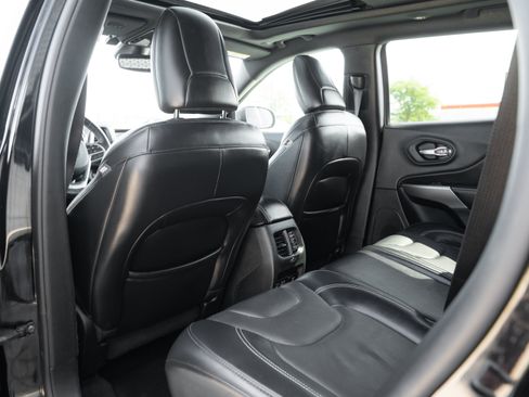 Used 2021 Jeep Cherokee Latitude Lux 80th Anniv w/ Quick Order Package 26U 80TH AWD/4WD image 20