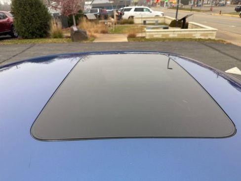 Used 2019 Chevrolet Camaro LT image 11