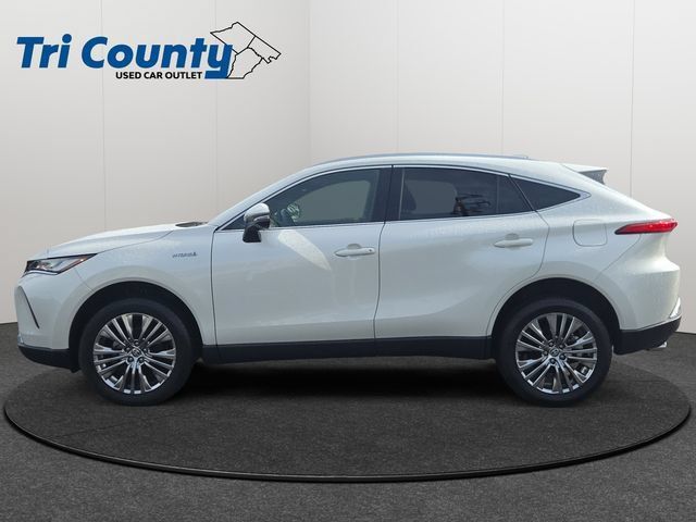 Certified 2021 Toyota Venza XLE w/ Softex Package AWD/4WD image 5
