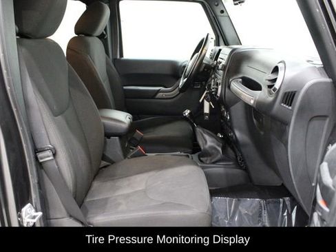 Used 2017 Jeep Wrangler Unlimited Sport w/ Quick Order Package 23S image 13