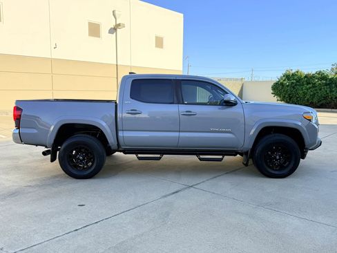 Used 2021 Toyota Tacoma SR5 image 5