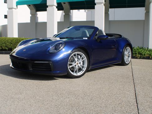 Certified 2021 Porsche 911 Carrera image 1