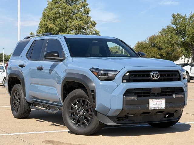 Certified 2025 Toyota 4Runner SR5 AWD/4WD image 2