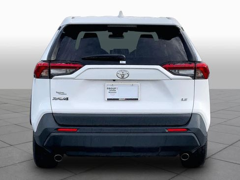 Used 2023 Toyota RAV4 LE FWD image 5