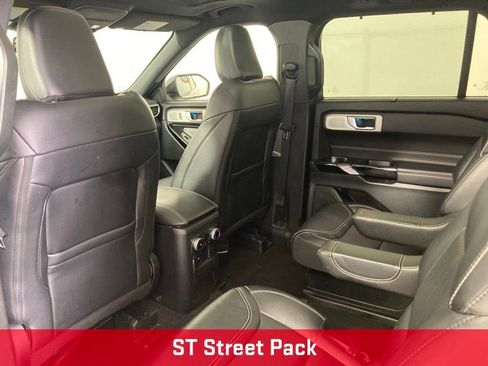 Used 2024 Ford Explorer ST w/ Equipment Group 401A AWD/4WD image 14