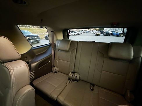 Used 2017 GMC Yukon Denali w/ Open Road Package image 4