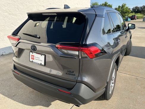 Used 2024 Toyota RAV4 XLE w/ Convenience Package AWD/4WD image 6