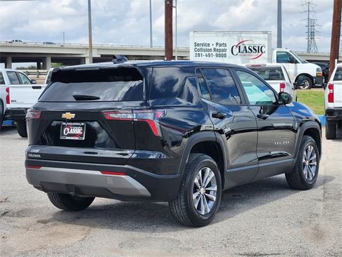 Used 2026 Chevrolet Equinox LT image 7