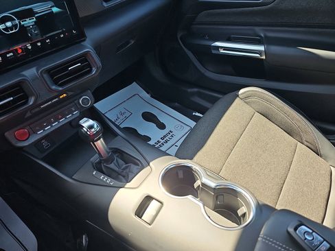 Used 2024 Ford Mustang Coupe image 25