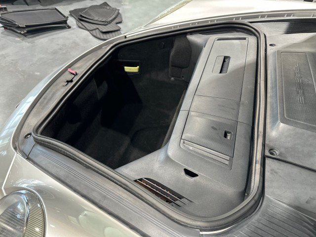 Used 2006 Porsche 911 Carrera S RWD image 28