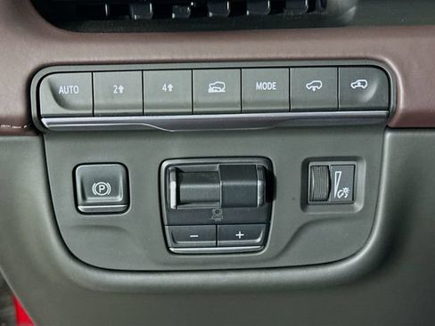 Used 2023 Cadillac Escalade Sport Platinum AWD/4WD image 11