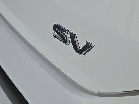 Used 2024 Nissan Kicks SV image 8