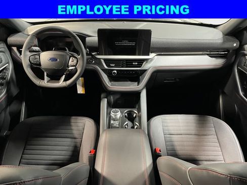 New 2026 Ford Explorer ST-Line w/ ST-Line Street Pack AWD/4WD image 10
