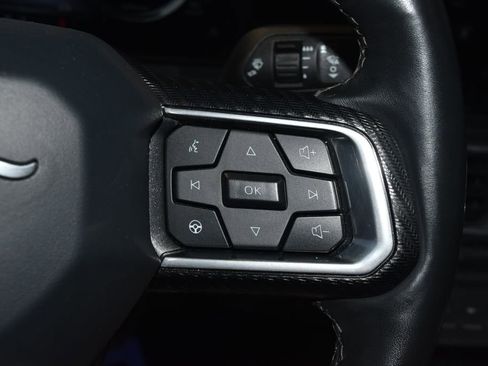 Used 2025 Ford Mustang Premium RWD image 9