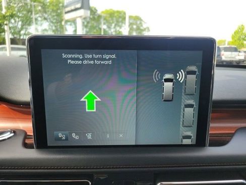 Certified 2023 Lincoln Aviator Reserve w/ Equipment Group 201A AWD/4WD image 40