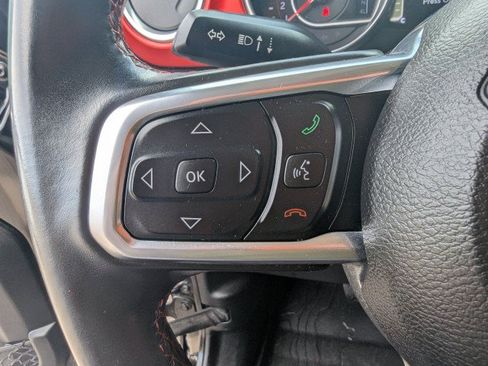 Used 2018 Jeep Wrangler Unlimited Rubicon AWD/4WD image 12