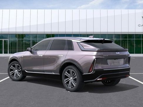 New 2026 Cadillac Lyriq Luxury w/ LPO, Floor Liner Package AWD/4WD image 3