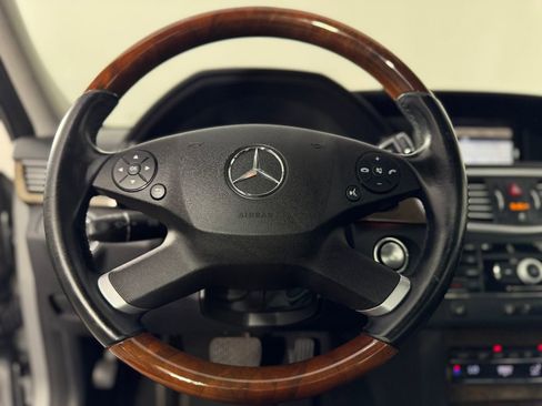 Used 2010 Mercedes-Benz E 350 Sedan image 11